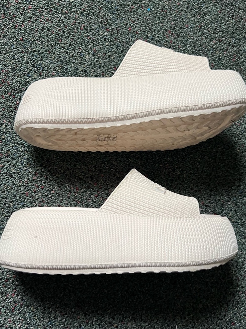 BEBE White Cream Rubber Summer Swim Platform Sandals Slides Slipper Shoes Sz 8 - Picture 11 of 16